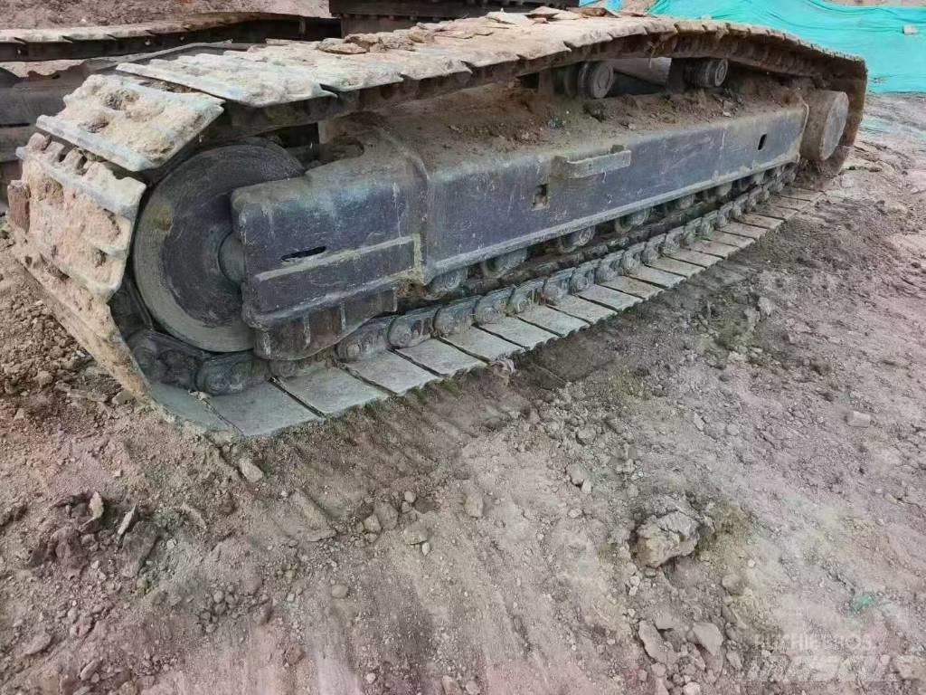 Kobelco SK 210-8 Bageri guseničari