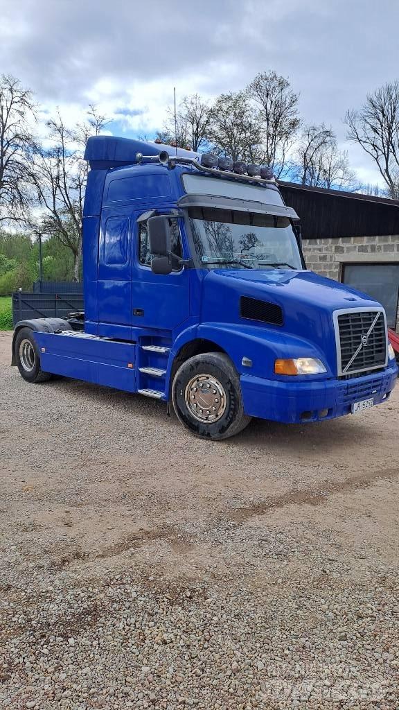 Volvo NH 12 Tegljači