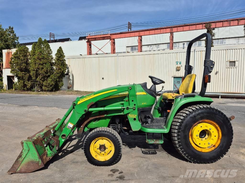 John Deere 3520 Manji traktori