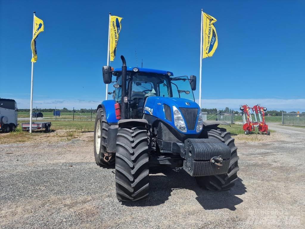 New Holland T7.270 Traktori