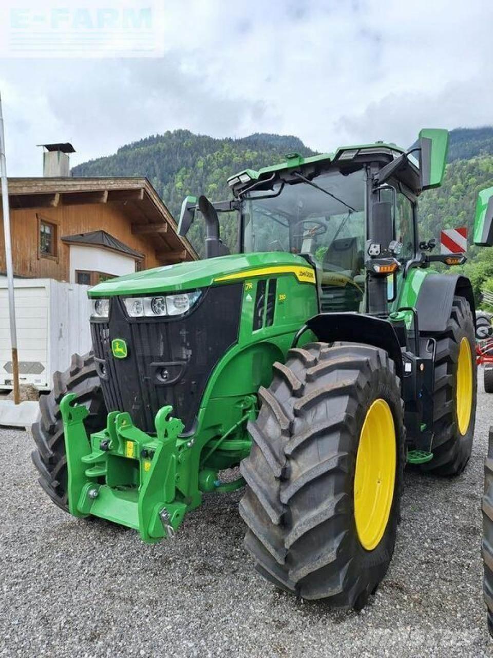 John Deere 7r 330 Traktori