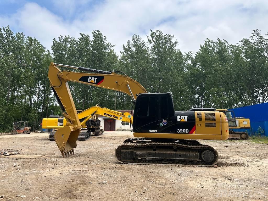 CAT 320D Bageri guseničari
