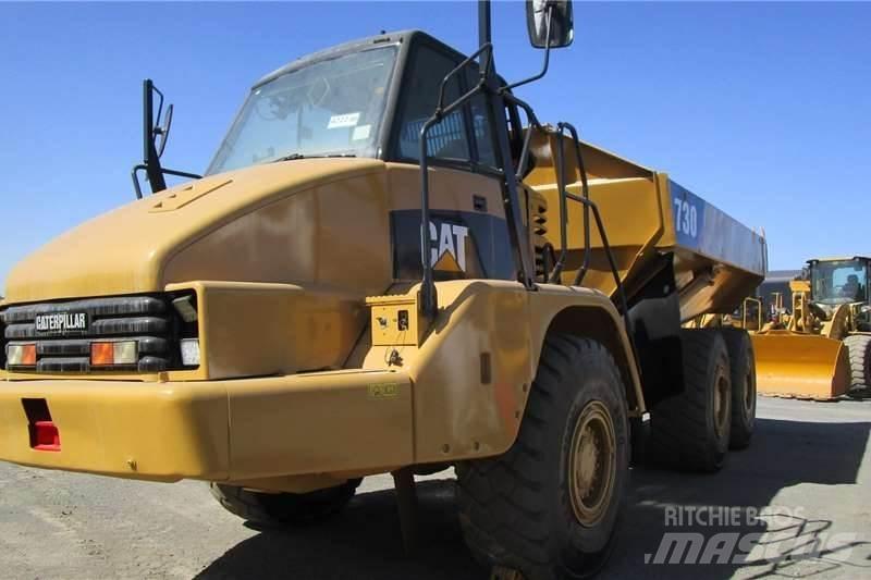 CAT 730 Zglobni damperi