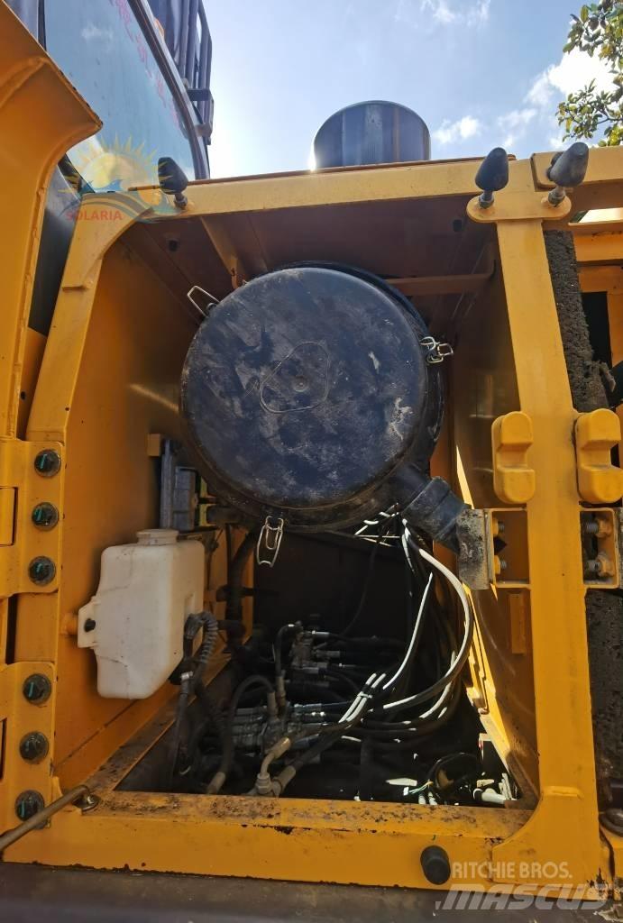 Volvo EC 240 Bageri guseničari