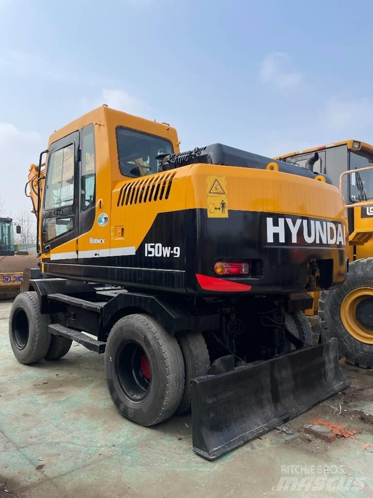 Hyundai R 150 W-9 Bageri guseničari