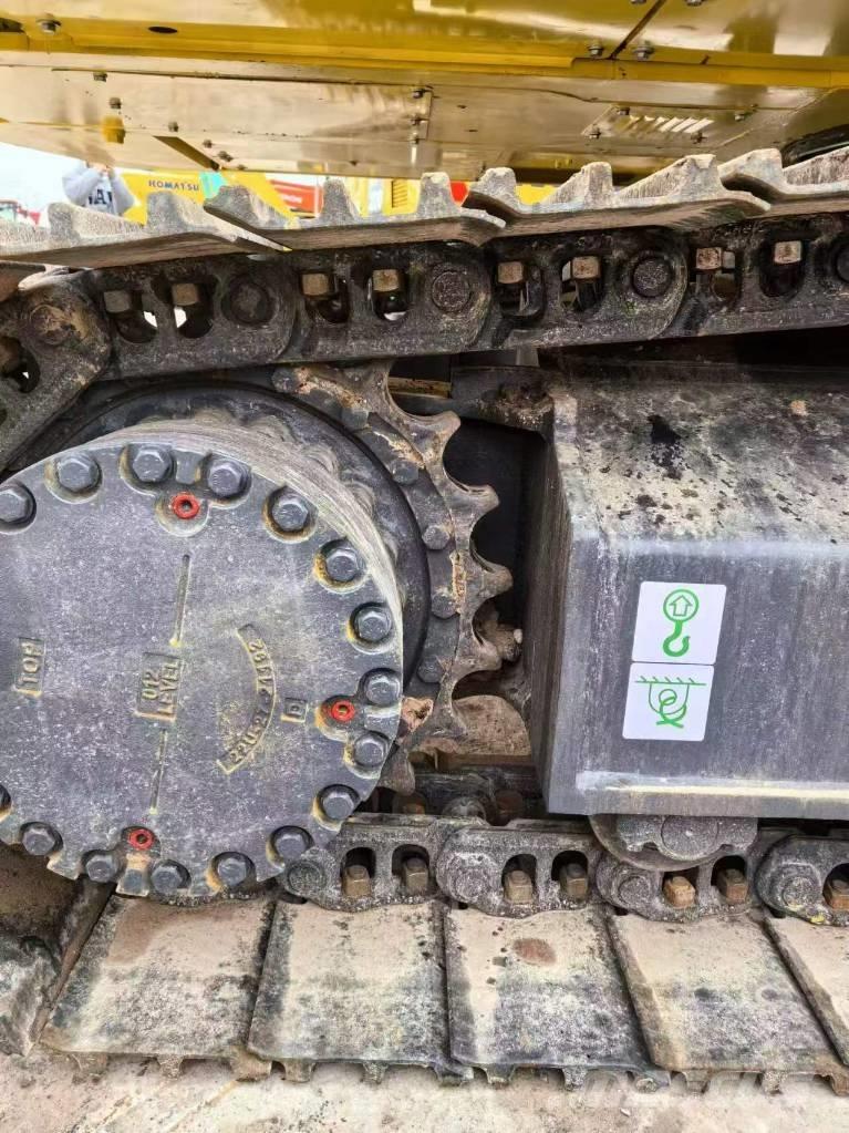 Komatsu PC 220 LC-8 Bageri guseničari