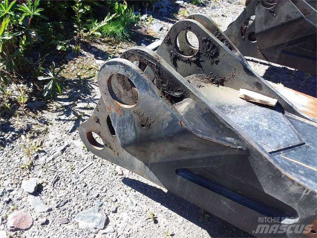 Komatsu C270h Kranovi za šumarske harvestere