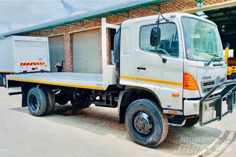 Hino 500 1322 4x4 Ostali kamioni