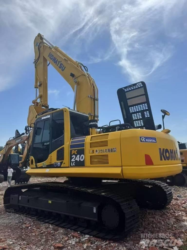 Komatsu 240LC-8 Bageri guseničari