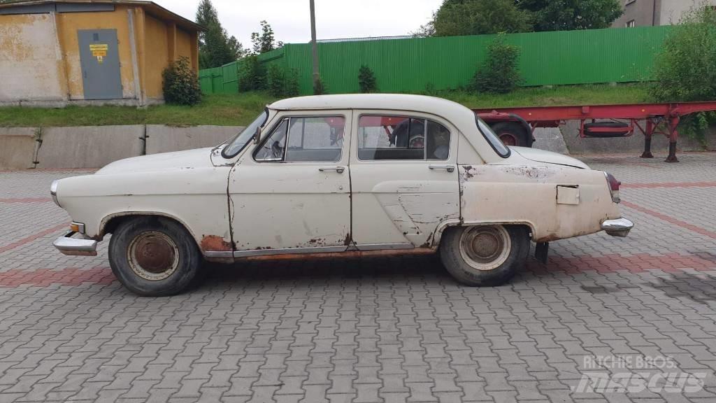 WOŁGA GAZ 21 Automobili