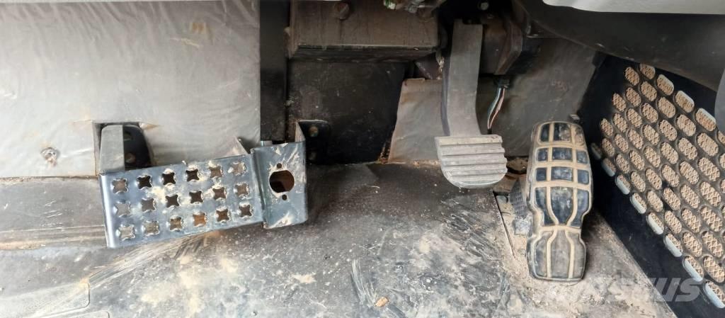 CAT 730 C Zglobni damperi