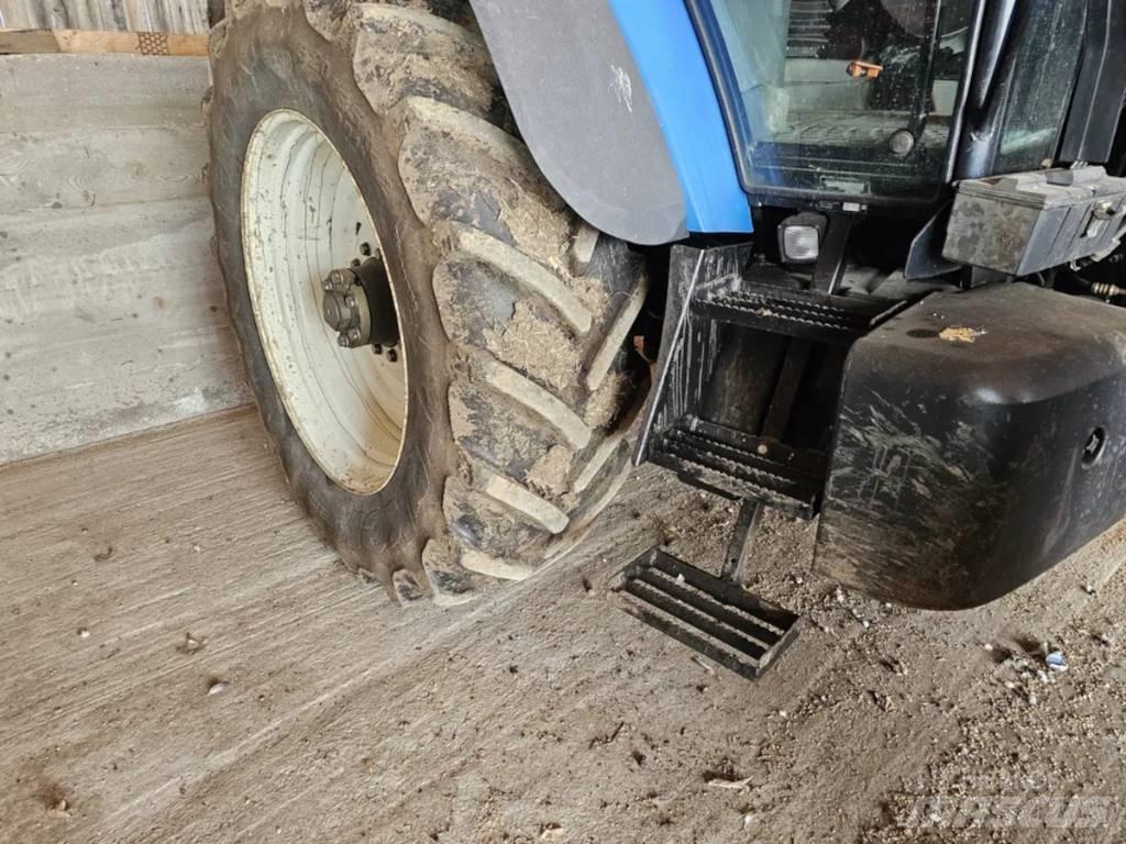 New Holland TM 190 Traktori