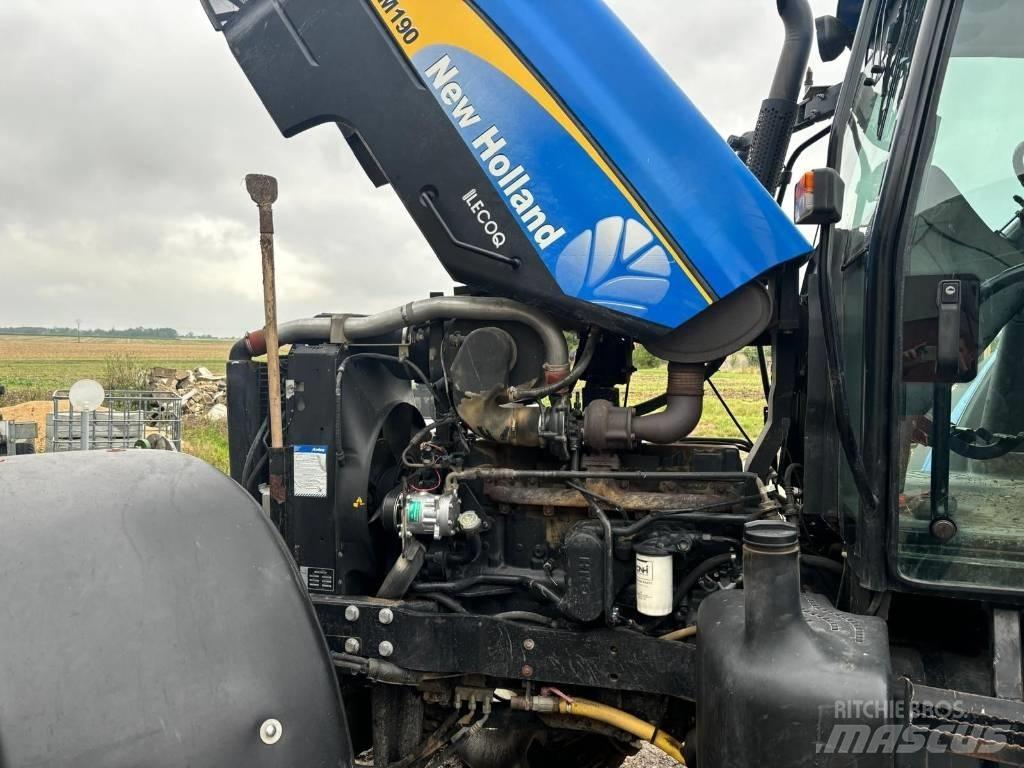 New Holland TM 190 Traktori
