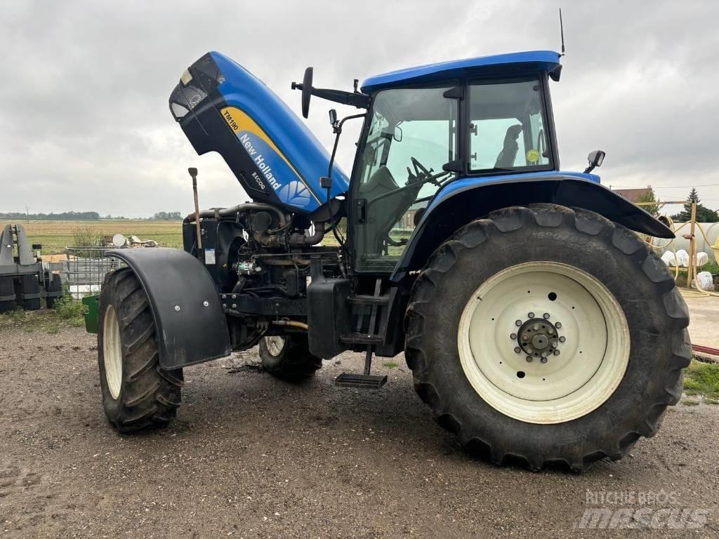New Holland TM 190 Traktori