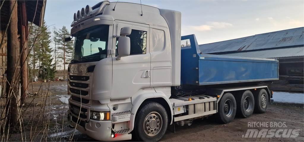 Scania R580 V8 Rol kiper kamioni sa kukom za podizanje tereta