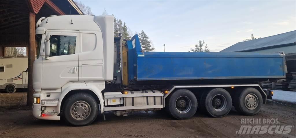 Scania R580 V8 Rol kiper kamioni sa kukom za podizanje tereta