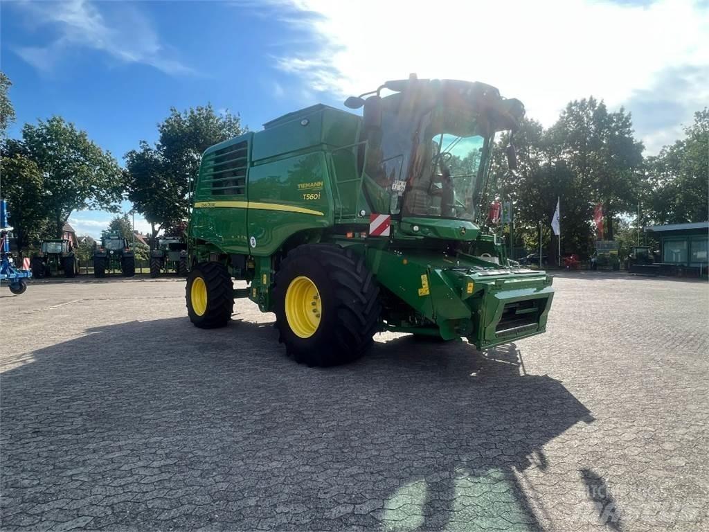 John Deere T560 Kombajni