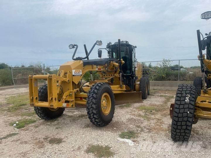 CAT 140 M 2 Grejderi