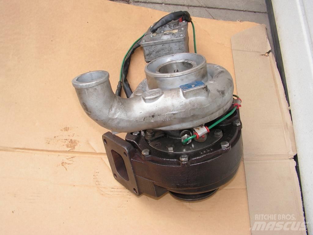 John Deere 7930 Motori