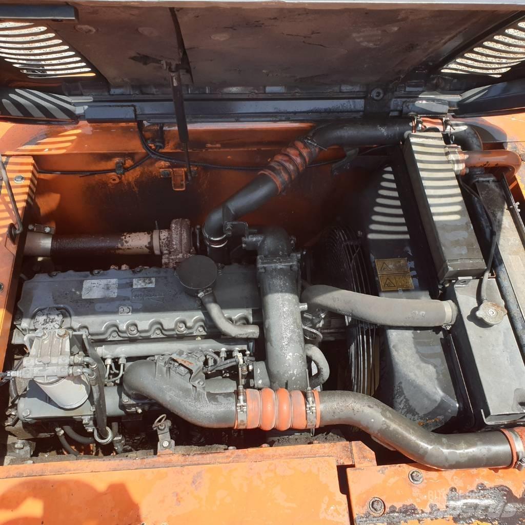 Doosan DX 220 LCA Bageri guseničari