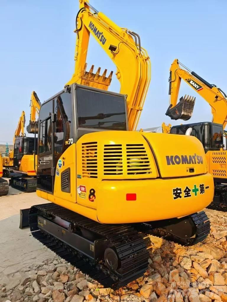 Komatsu 70-8 Bageri guseničari