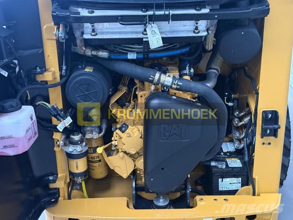 CAT 216 B3 Skid steer mini utovarivači