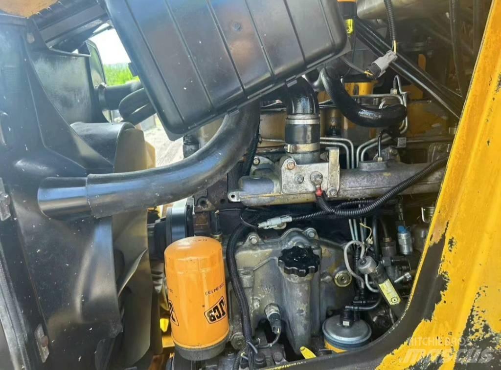 JCB 3 CX Rovokopači