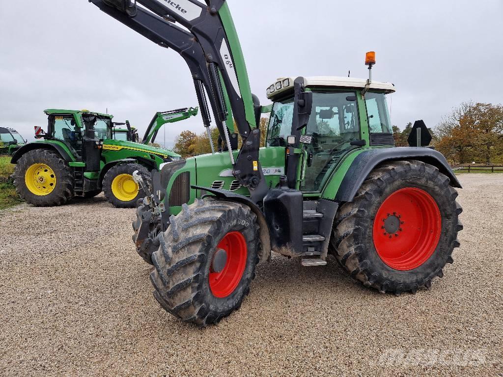 Fendt 820 GPS Traktori