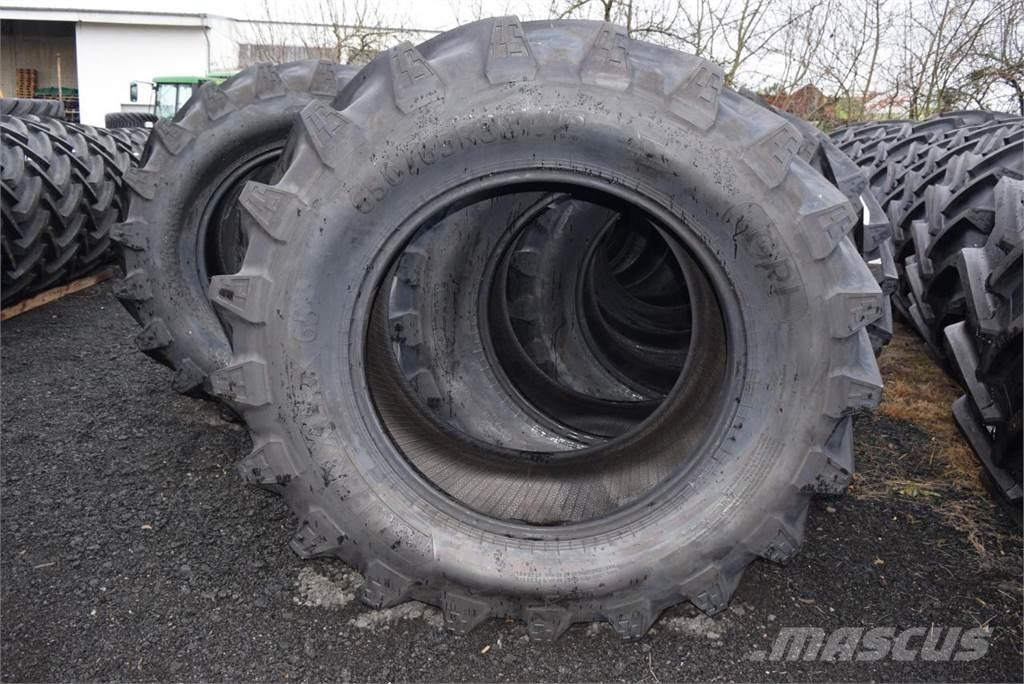  650/65R38 *GRI* Gume, točkovi i felne