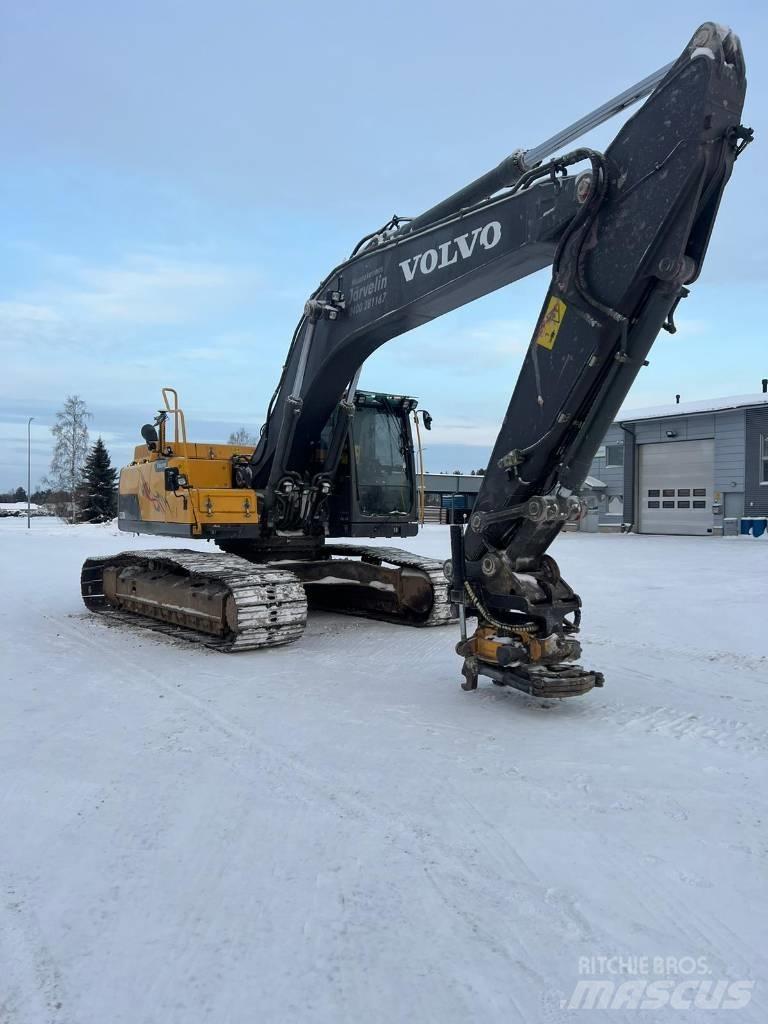 Volvo EC 250 D L Bageri guseničari