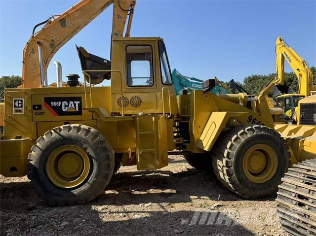 CAT 966 F Utovarivači na točkove