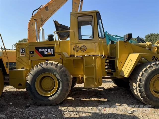 CAT 966 F Utovarivači na točkove