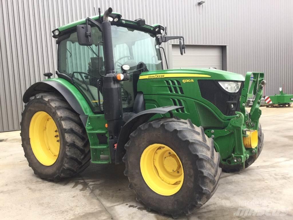 John Deere 6130R Traktori