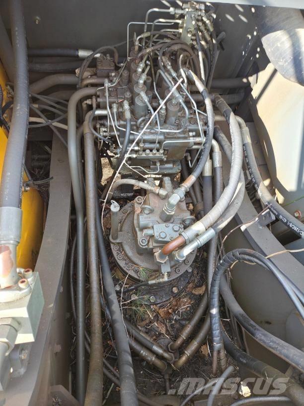 Volvo EC 300 EL Bageri guseničari