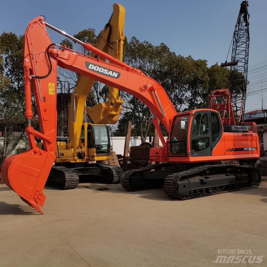 Doosan DX 300 LC Bageri guseničari
