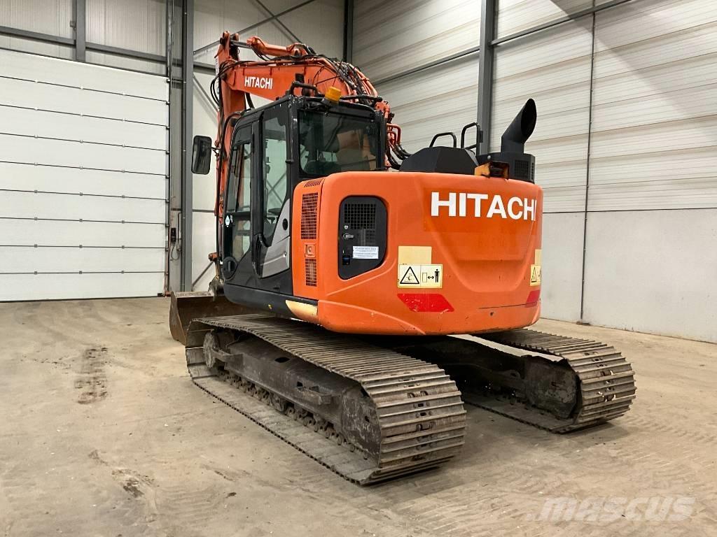 Hitachi ZX 135 US-6 Bageri guseničari
