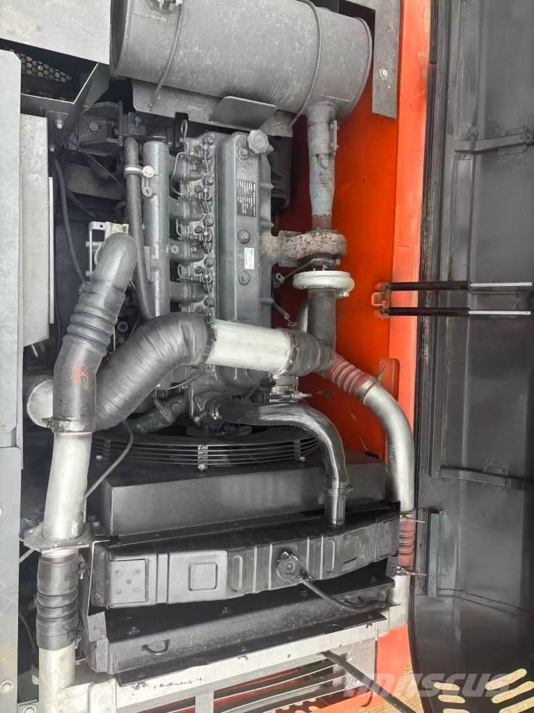 Doosan DX 225 Bageri guseničari