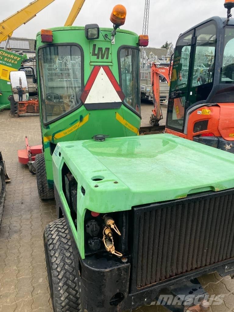 LM 385 redskabsbærer Vozila za prevoz opreme za rad