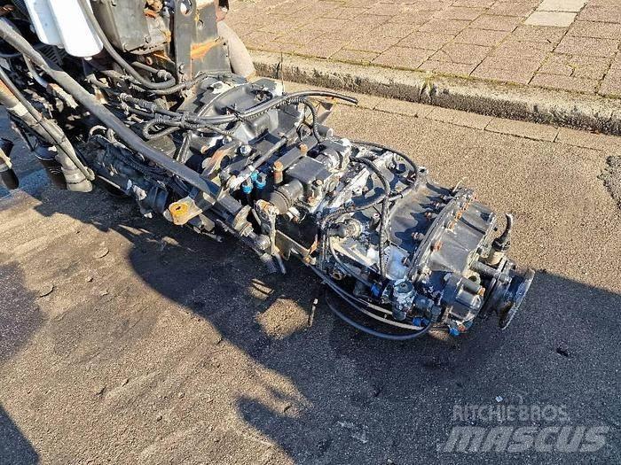  Transmission 8209 Ostale kargo komponente