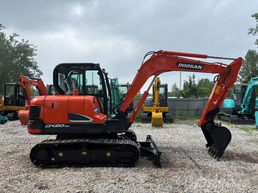 Doosan DX 60-9 C Mini bageri < 7t