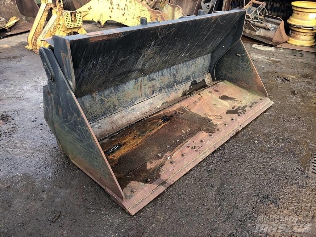 CAT 930H/K Kašike / Korpe