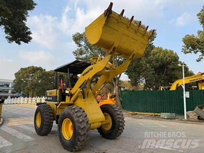Komatsu WA 100 Utovarivači na točkove
