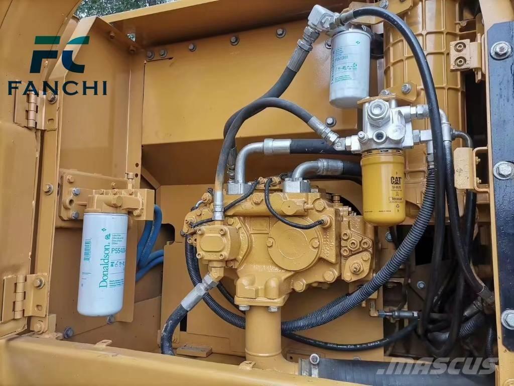 CAT 320 D Bageri guseničari