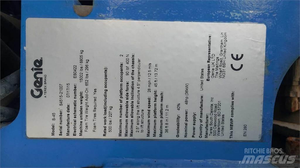 Genie S45G Teleskopske podizne platforme