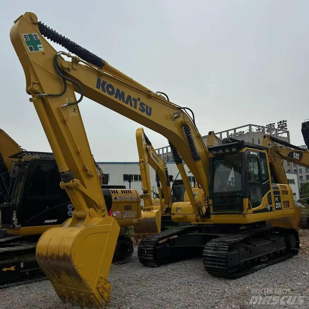 Komatsu 200-8 Bageri guseničari