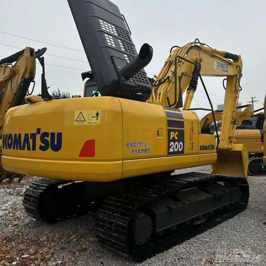 Komatsu 200-8 Bageri guseničari