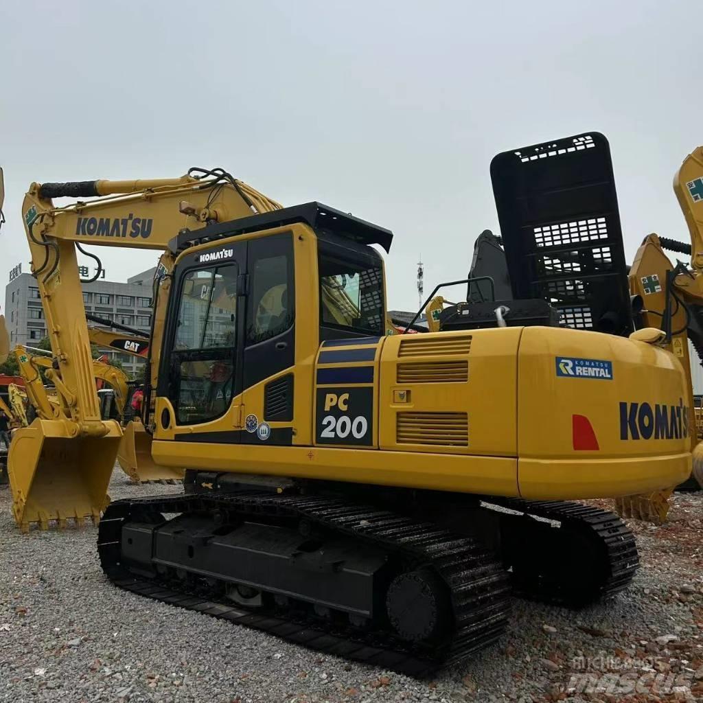 Komatsu 200-8 Bageri guseničari