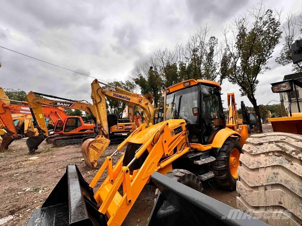 JCB 3 CX Rovokopači