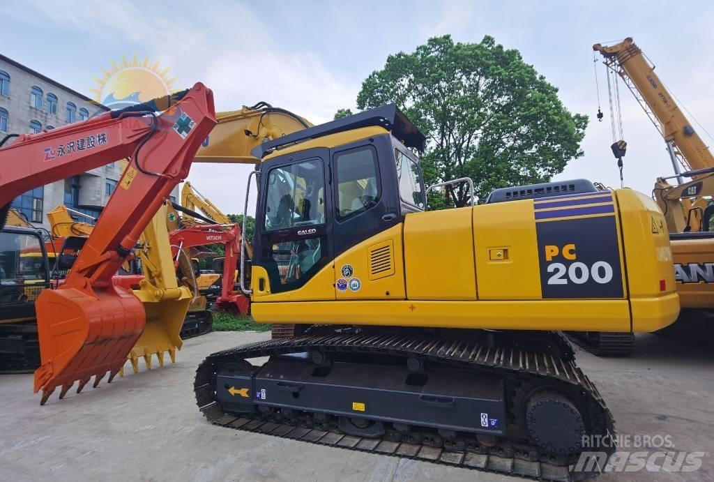 Komatsu PC 200-7 Bageri guseničari