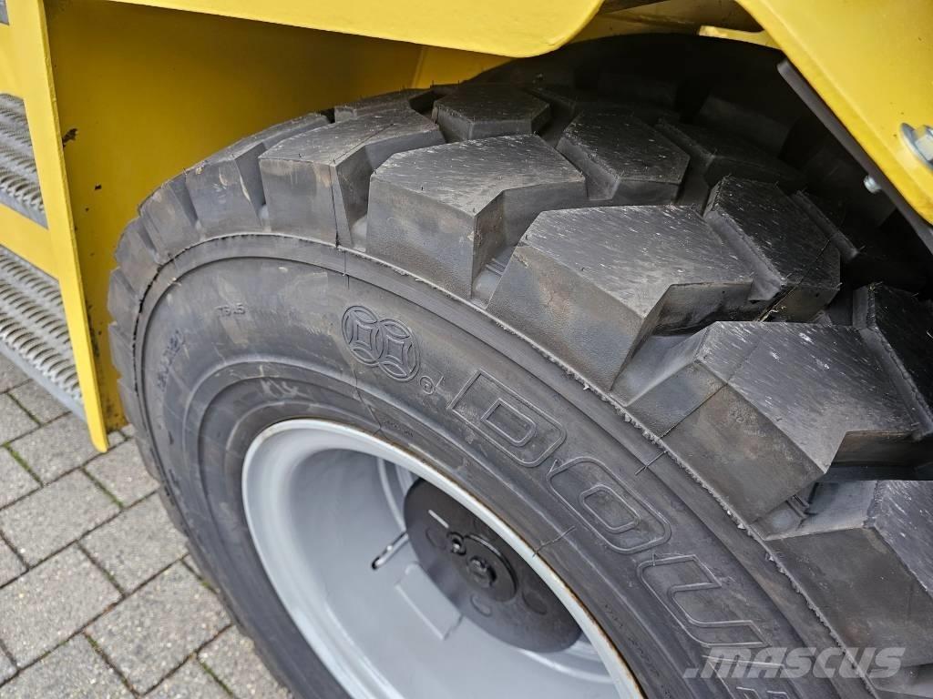 Hyster H16XM12 Dizelski viljuškari